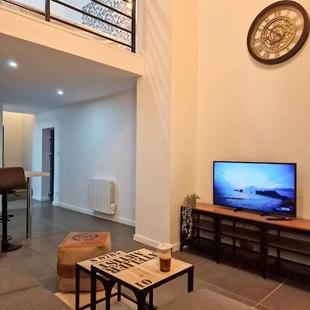 شقة Grand Loft Avec Terrasse Privee سانت إتيان المظهر الخارجي الصورة